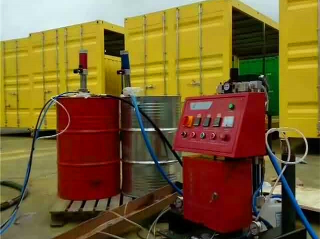 移动箱体聚氨酯喷涂(图2)